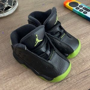 Jordan. 13 hulk green size 4c
